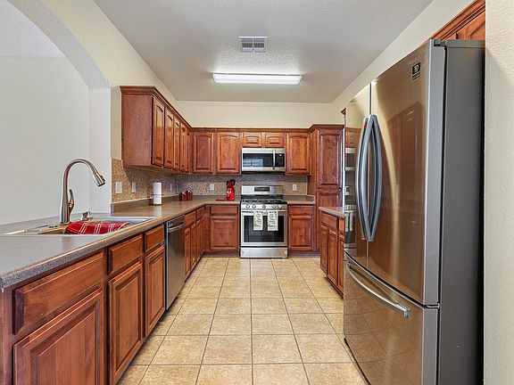 5th image of 3337 Tierra Yvette Ln