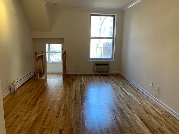 3rd image of 443 W 50th St #2E