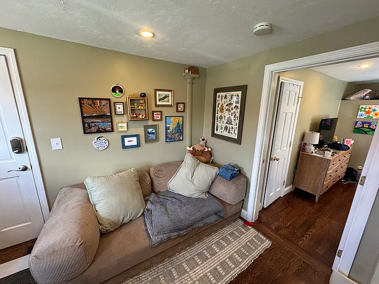 735A Somerville Ave #1 — Photo 5