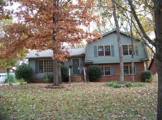 10941 Painted Tree Rd, Charlotte, NC 28226