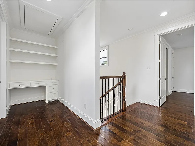 7808 Janak Dr — Photo 9