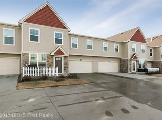 180 80th St UNIT 102, West Des Moines, IA 50266