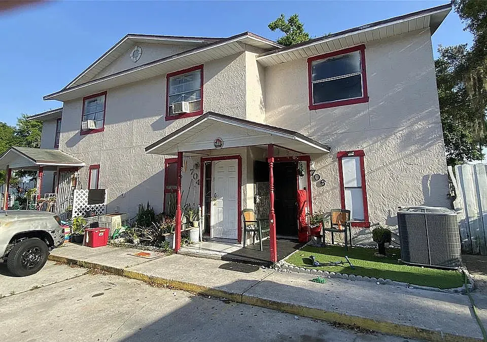 700 W Columbia Ave #706
