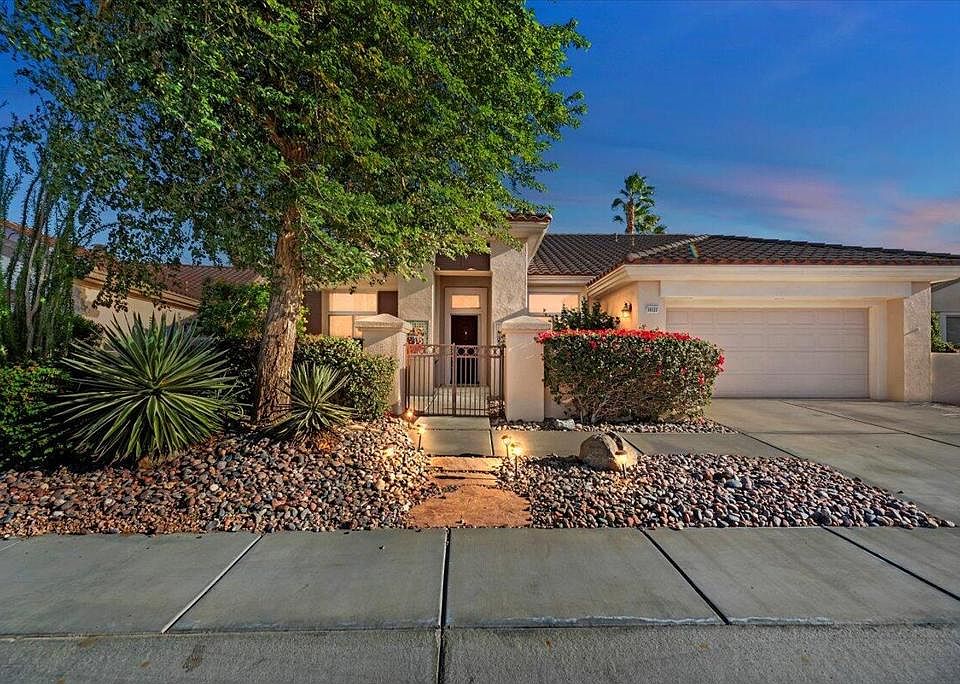 1st image of 39322 Gainsborough Cir