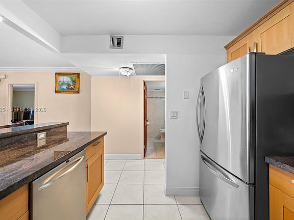 3rd image of 2030 S Ocean Dr APT 1701