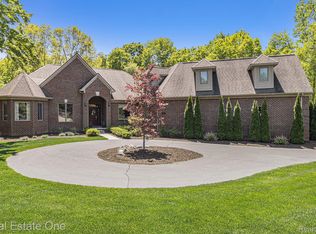 2495 Overbrook, Highland, MI 48357