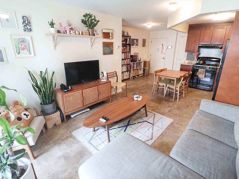 1st image of 771 42nd St #3BB