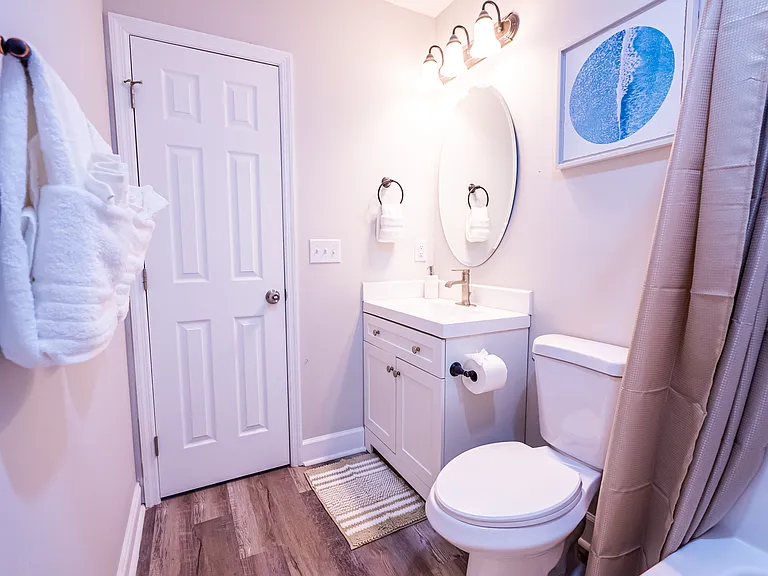 2902 Lexington Ave — Photo 6