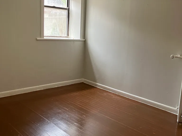 232 Main St — Photo 7