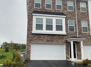 52 Colgate Dr, Morristown, NJ 07960