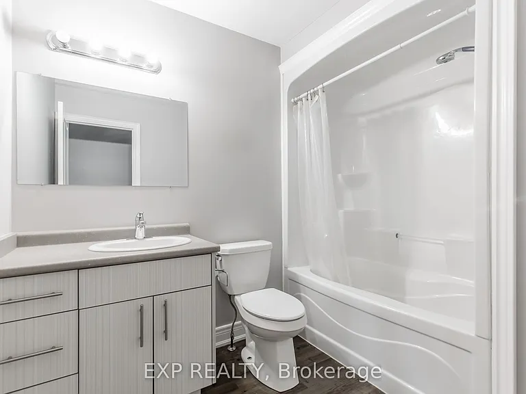 11 Donald Ave #UPPER — Photo 12