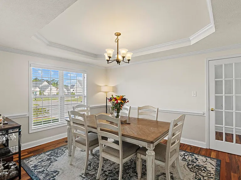100 Westmont Rd — Photo 4