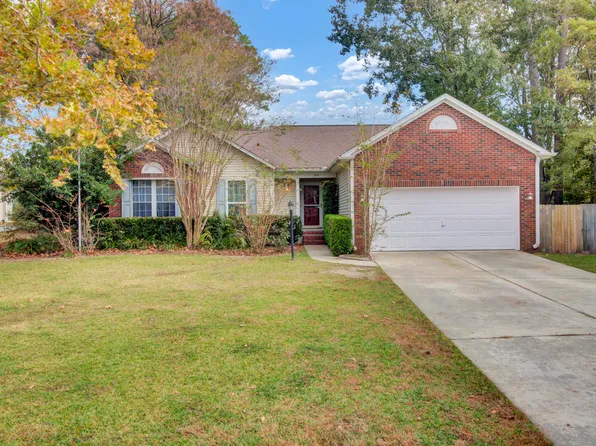 100 Kingsbridge Dr, Goose Creek, SC 29445