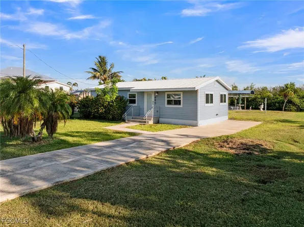 2880 8th Ave, Saint James City, FL 33956