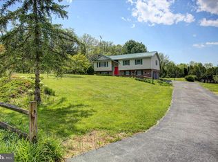 848 Carey Dr, Chambersburg, PA 17202