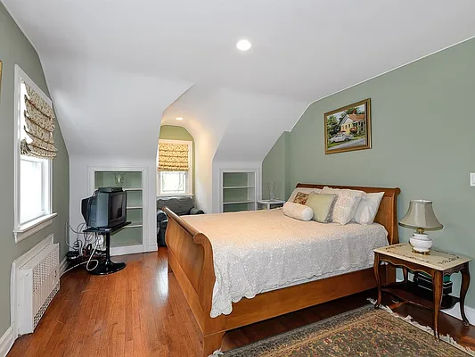Sold by Exit Kingdom Realty | media 5