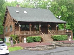 145 Old Sylvan Lake Rd, Hopewell Junction, NY 12533