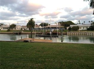 525 Normandy Rd, Madeira Beach, FL 33708