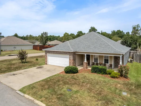1 Clear Springs Ct, Hattiesburg, MS 39402