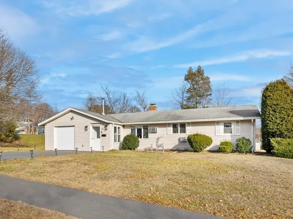 5 Donna St, Peabody, MA 01960