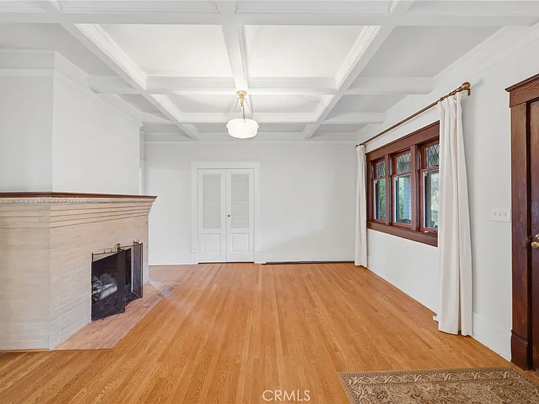 1200 Cedar Ave — Photo 8