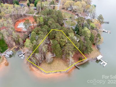 7310 Elmwood Ln, Denver, NC, 28037