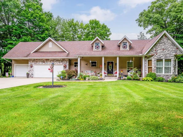 1730 River Bluff St, Niles, MI 49120