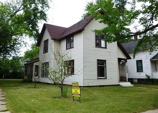 1st image of 1605 Park St