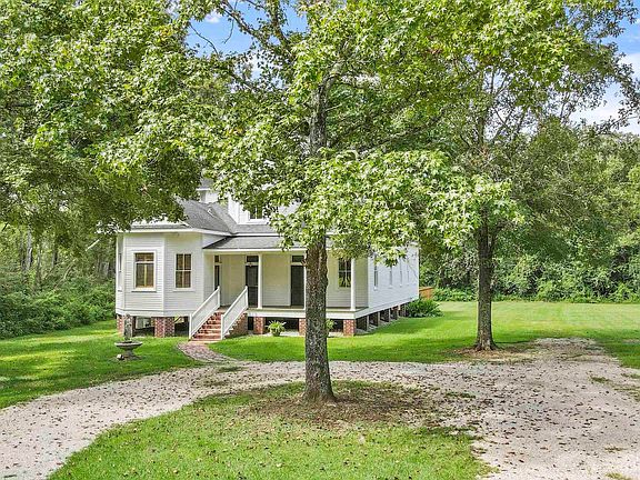 2nd image of 18825 Fabacher Dr