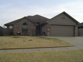 1708 SE 14th St, Moore, OK 73160