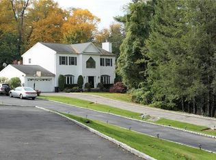 101 Park Ave W, White Plains, NY 10607