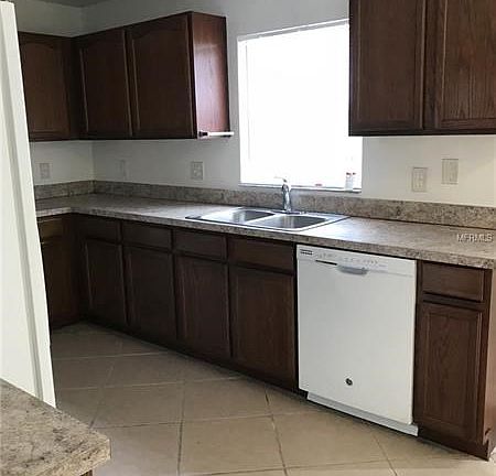 2nd image of 1164 Epson Oaks Way
