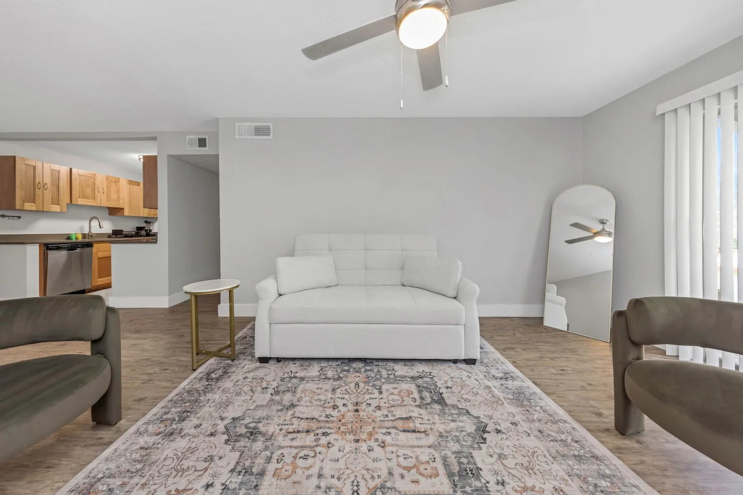 2 bed, 1.0 bath, $3,602 — Photo 3