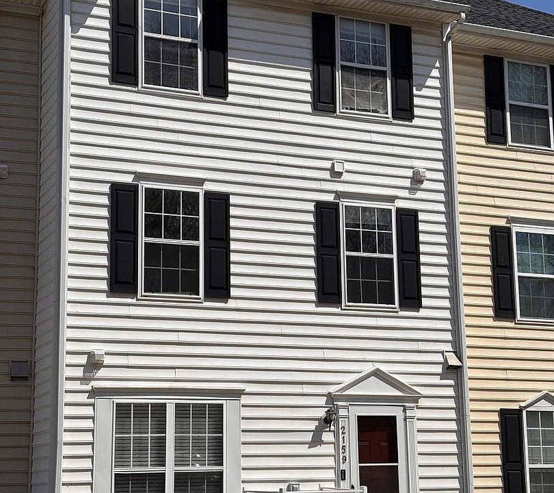 1st image of 2159 Bristol Dr Unit 5