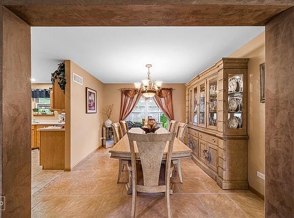 2nd image of 17818 Hedgewood Dr