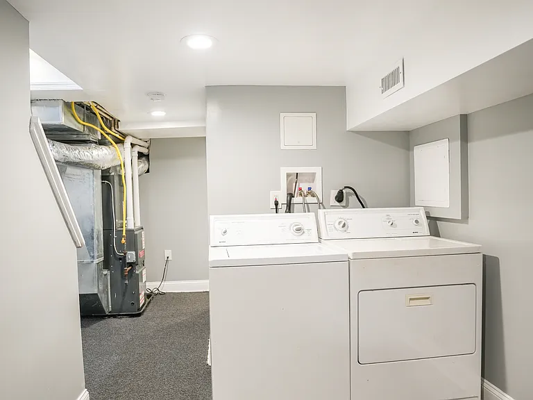 503 Wyeth St — Photo 12
