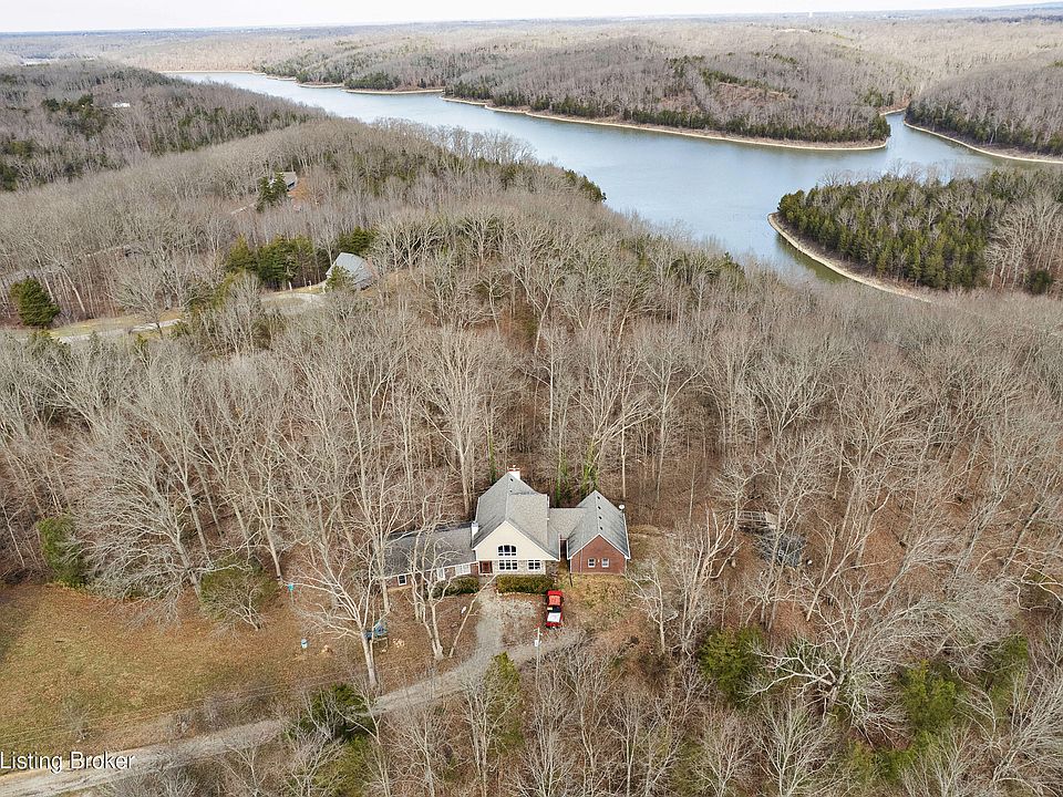 1st image of 470 Shagbark Dr