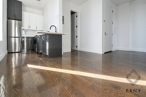 Rented by ERNY LLC | media 1