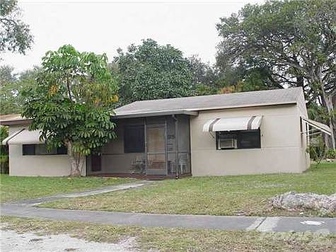 1st image of 1135 NE 132nd St