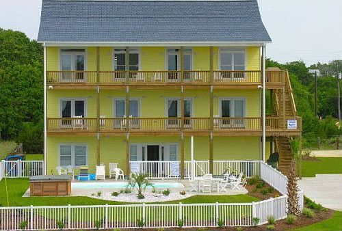 Grand Emerald Isle Sand Castle