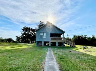 1410 E School St, Hackberry, LA 70645