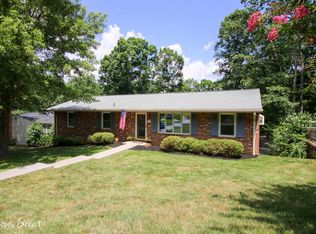 2769 Bobwhite Dr, Roanoke, VA 24018