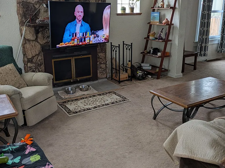 4439 Bryant St — Photo 3