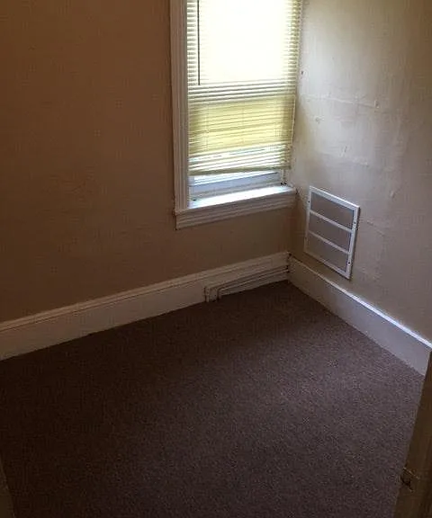 42 Grant St — Photo 9