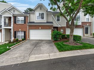 6950 Middleboro Dr, Raleigh, NC 27612