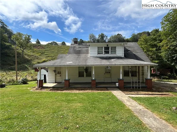 424 Greer Lane, Vilas, NC 28692