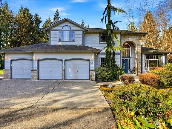 2nd image of 7830 104th Drive NE