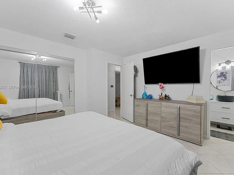 9508 N Military Trl — Photo 14
