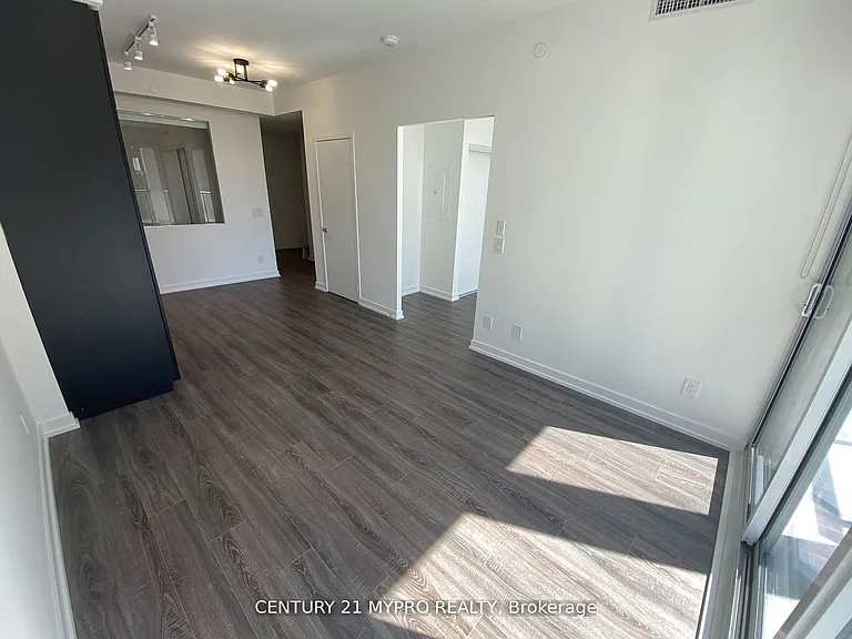20 Edward St #1714 — Photo 3