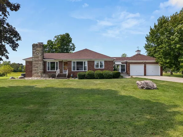 24 S Kniffin St, Greenwich, OH 44837
